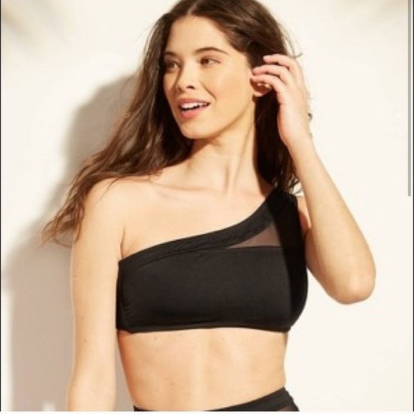 Shade & Shore Other - Black one shoulder bikini top